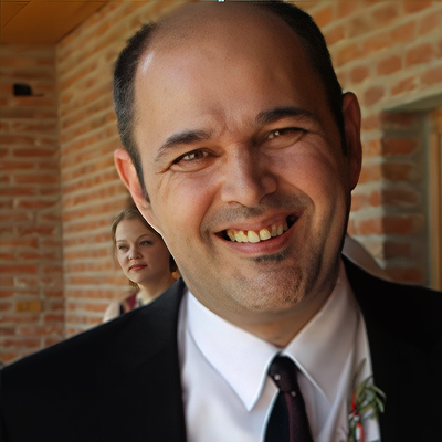 presbiteri_portrek_400x400_-_gyori_csaba.png