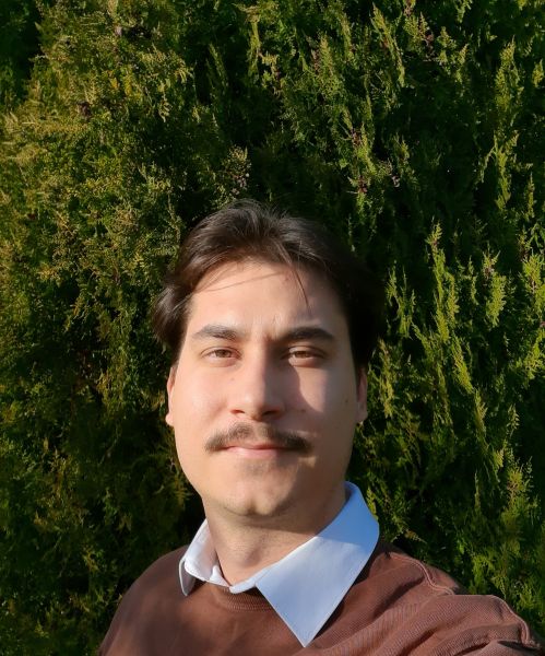 Szakál Ádám